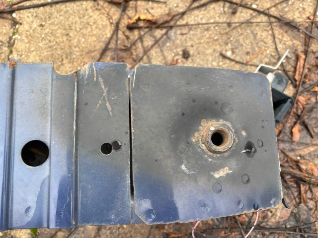 bontott MAZDA 3 Első Lökhárító Merevítő (Fém)