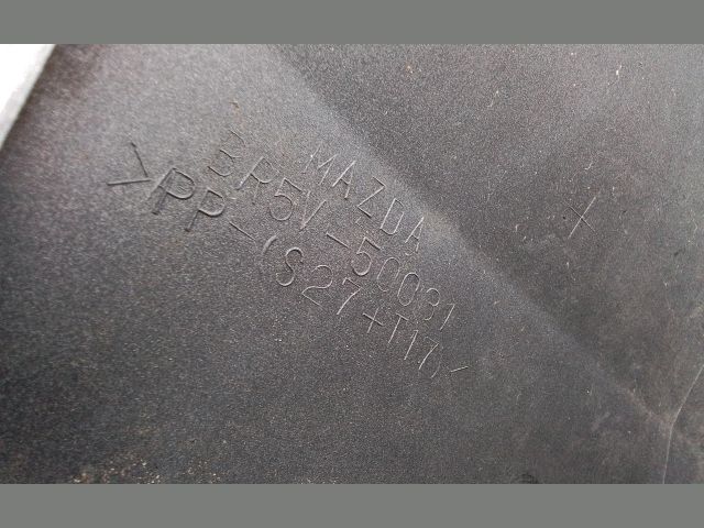 bontott MAZDA 3 Első Lökhárító (Részeivel)