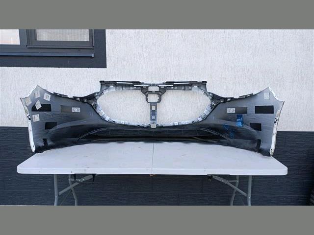 bontott MAZDA 3 Első Lökhárító (Részeivel)