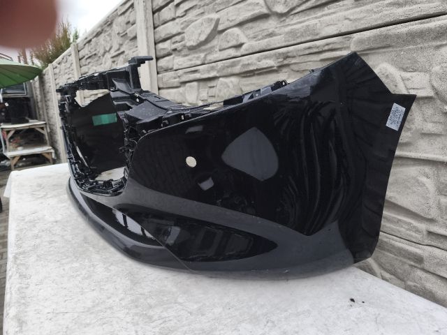 bontott MAZDA 3 Első Lökhárító (Részeivel)