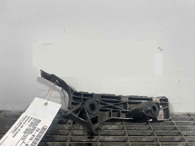 bontott MAZDA 3 Első Lökhárító Tartó Felső