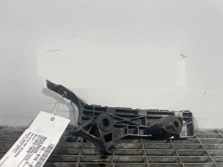 bontott MAZDA 3 Első Lökhárító Tartó Felső