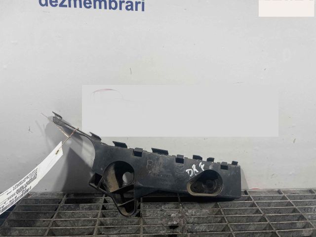 bontott MAZDA 3 Első Lökhárító Tartó Felső