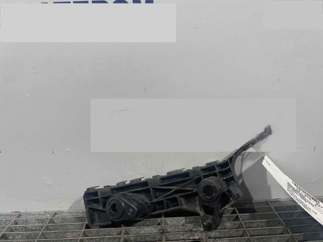 bontott MAZDA 3 Első Lökhárító Tartó Felső