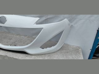 bontott MAZDA 3 Első Lökhárító (Üresen)