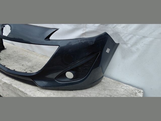 bontott MAZDA 3 Első Lökhárító (Üresen)