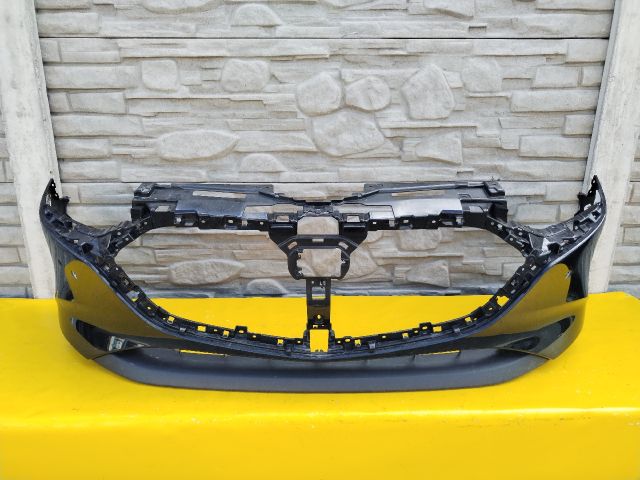 bontott MAZDA 3 Első Lökhárító (Üresen)