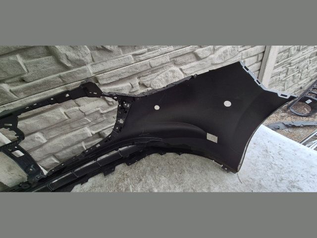 bontott MAZDA 3 Első Lökhárító (Üresen)