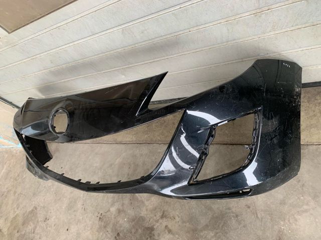 bontott MAZDA 3 Első Lökhárító (Üresen)