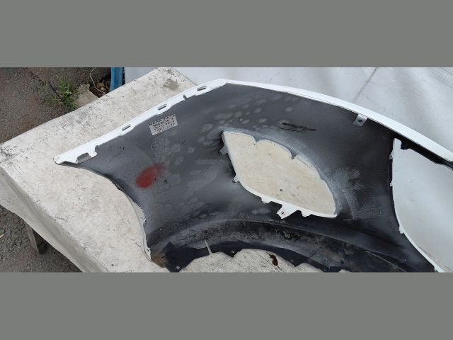 bontott MAZDA 3 Első Lökhárító (Üresen)