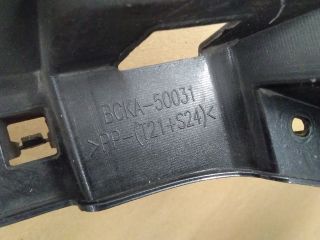 bontott MAZDA 3 Első Lökhárító (Üresen)