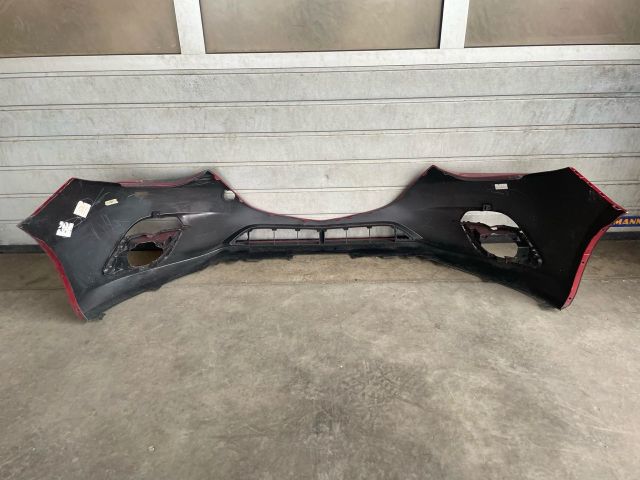 bontott MAZDA 3 Első Lökhárító (Üresen)