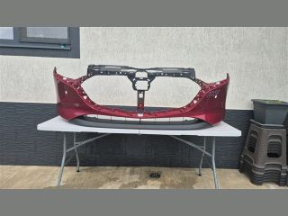 bontott MAZDA 3 Első Lökhárító (Üresen)