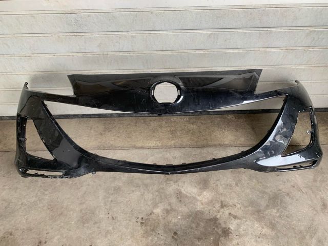 bontott MAZDA 3 Első Lökhárító (Üresen)