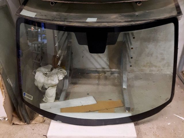 bontott MAZDA 3 Első Szélvédő