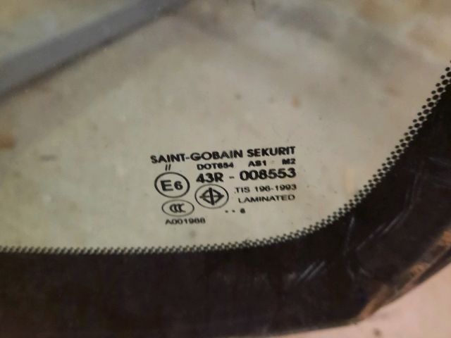 bontott MAZDA 3 Első Szélvédő