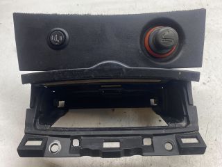 bontott MAZDA 3 Első Tároló Rekesz