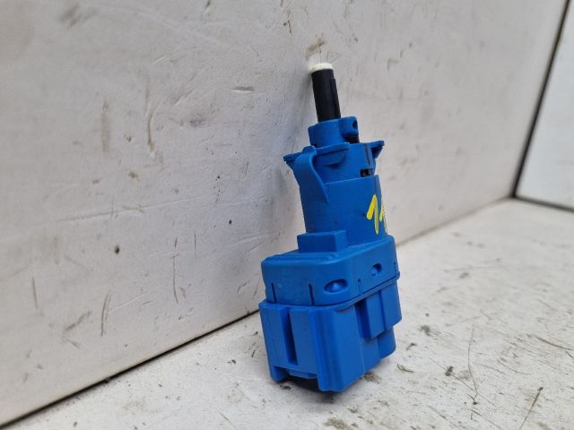 bontott MAZDA 3 Fék Pedál Kapcsoló