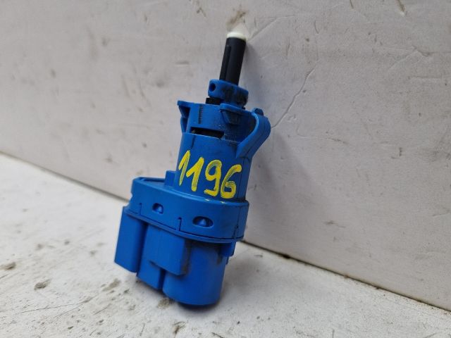 bontott MAZDA 3 Fék Pedál Kapcsoló