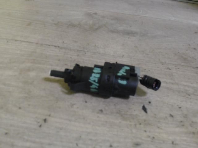 bontott MAZDA 3 Fék Pedál Kapcsoló