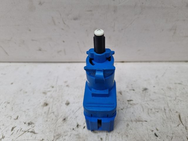 bontott MAZDA 3 Fék Pedál Kapcsoló