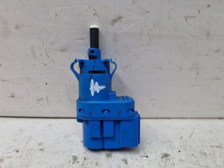 bontott MAZDA 3 Fék Pedál Kapcsoló