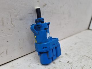 bontott MAZDA 3 Fék Pedál Kapcsoló