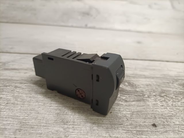 bontott MAZDA 3 Fényszórómagasság Állító Kapcsoló