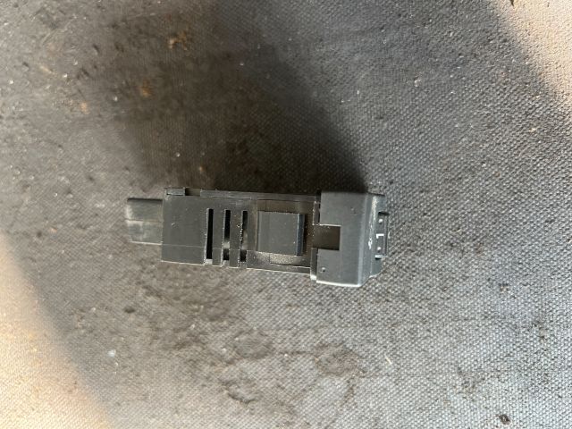 bontott MAZDA 3 Fényszórómagasság Állító Kapcsoló