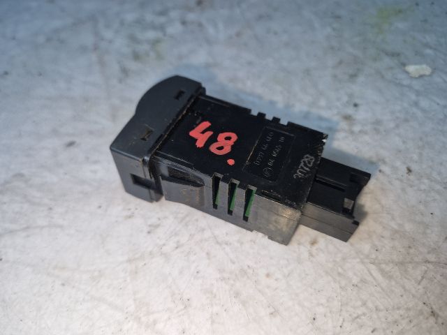 bontott MAZDA 3 Fényszórómagasság Állító Kapcsoló