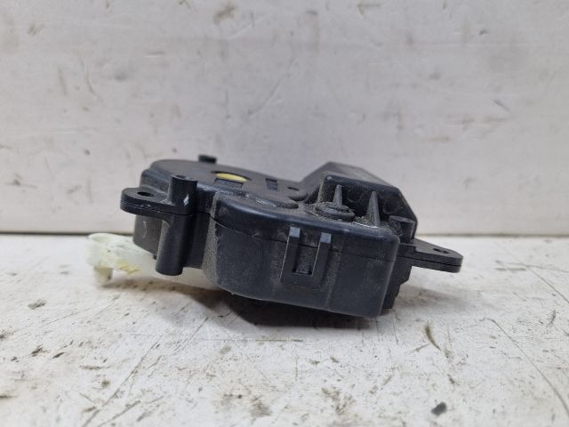 bontott MAZDA 3 Fűtés Állító Motor