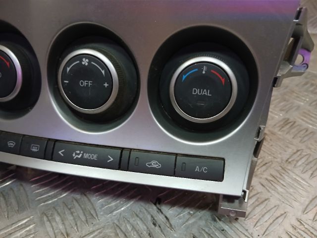 bontott MAZDA 3 Fűtéskapcsoló (digit klímás)