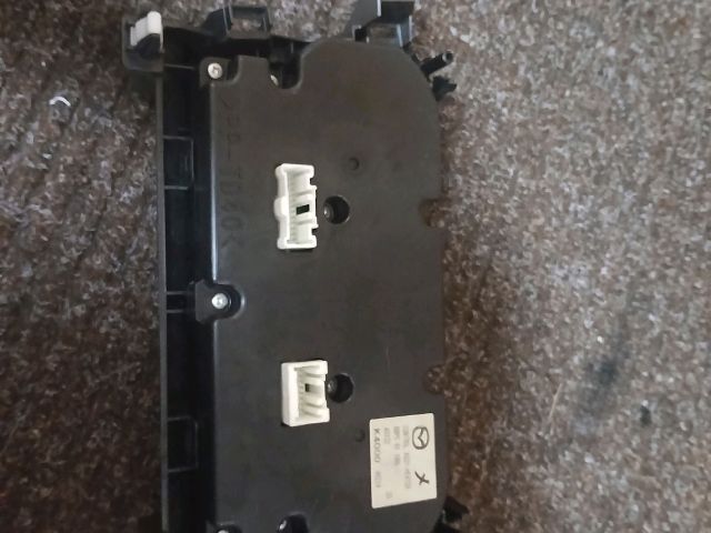 bontott MAZDA 3 Fűtéskapcsoló (digit klímás)