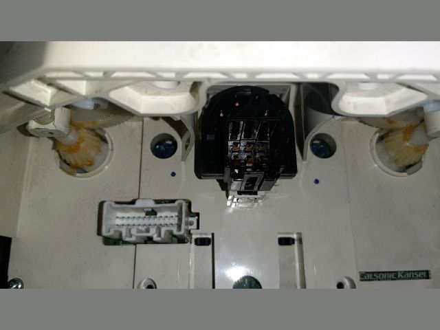 bontott MAZDA 3 Fűtéskapcsoló (manuális klímás)