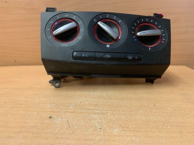 bontott MAZDA 3 Fűtéskapcsoló (manuális klímás)
