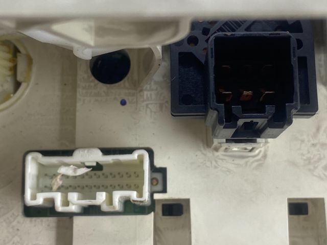 bontott MAZDA 3 Fűtéskapcsoló (manuális klímás)