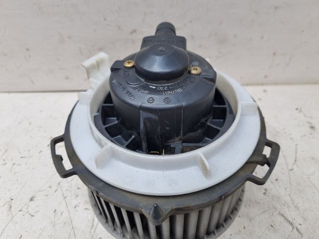 bontott MAZDA 3 Fűtőmotor (Klímás)