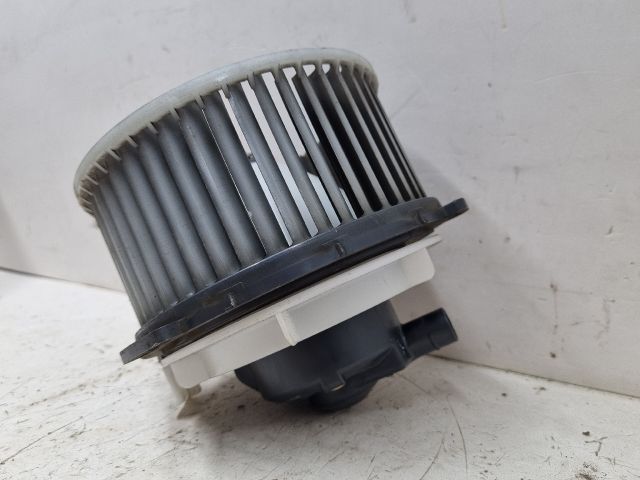 bontott MAZDA 3 Fűtőmotor (Klímás)