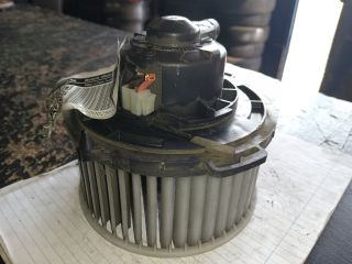 bontott MAZDA 3 Fűtőmotor (Nem klímás)