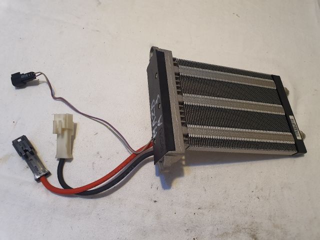 bontott MAZDA 3 Fűtőradiátor (Elektromos)