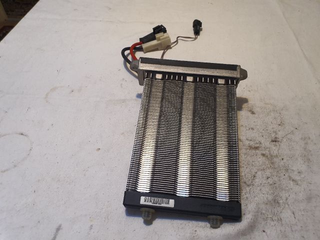 bontott MAZDA 3 Fűtőradiátor (Elektromos)