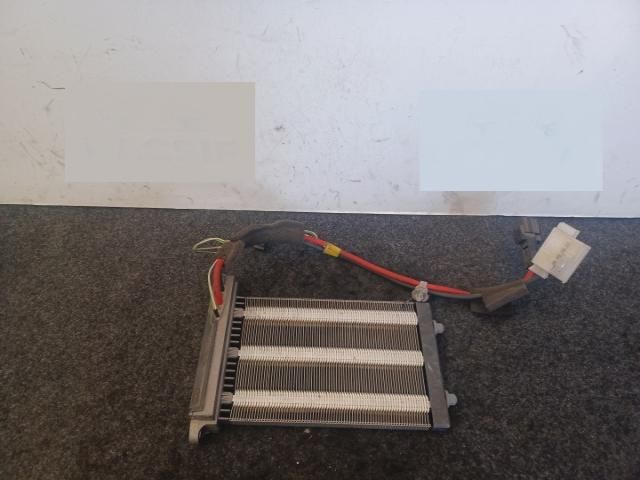 bontott MAZDA 3 Fűtőradiátor (Elektromos)