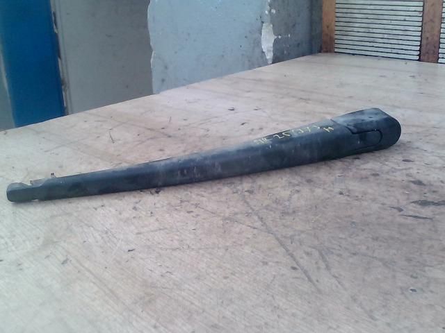 bontott MAZDA 3 Hátsó Ablaktörlő Kar