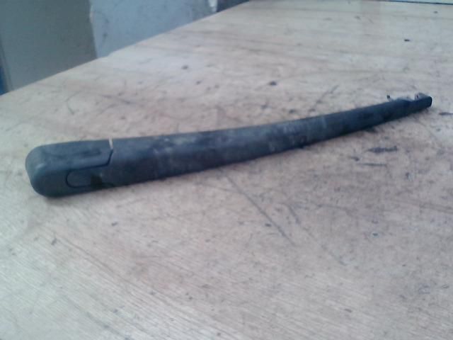 bontott MAZDA 3 Hátsó Ablaktörlő Kar