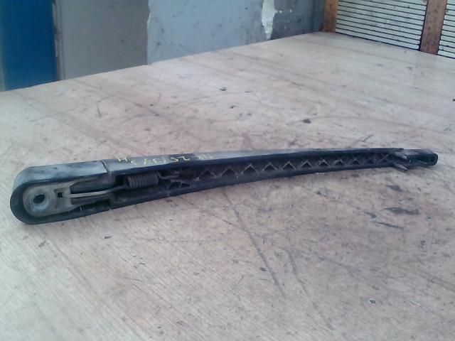 bontott MAZDA 3 Hátsó Ablaktörlő Kar