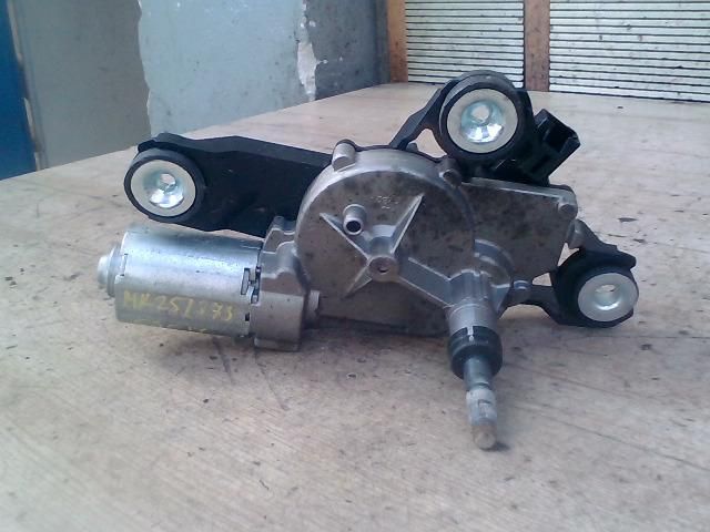 bontott MAZDA 3 Hátsó Ablaktörlő Motor