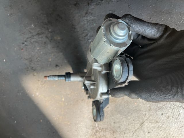 bontott MAZDA 3 Hátsó Ablaktörlő Motor