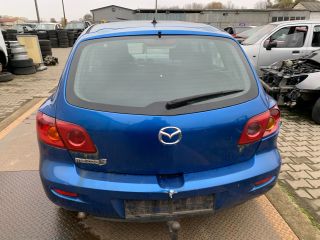 bontott MAZDA 3 Hátsó Lökhárító (Részeivel)