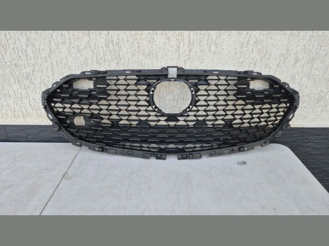 bontott MAZDA 3 Hűtőrács