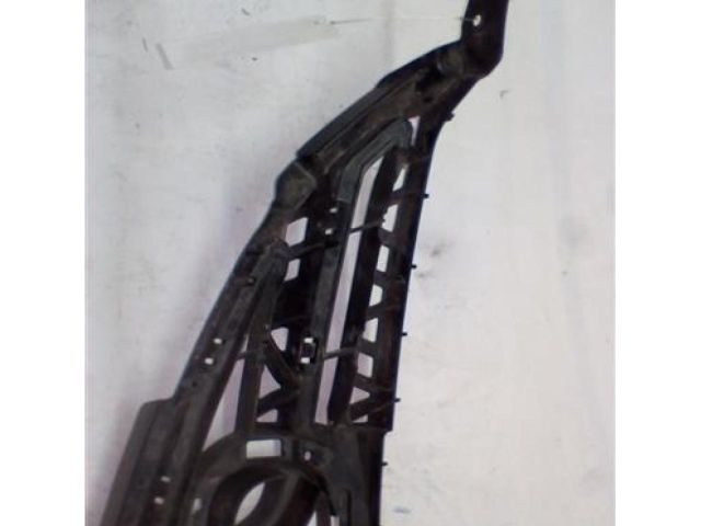 bontott MAZDA 3 Hűtőrács